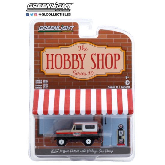 GL97100-A - 1/64 THE HOBBY SHOP SERIES 10 - 1967 NISSAN PATROL TEXACO WITH VINTAGE GAS PUMP SOLID PACK