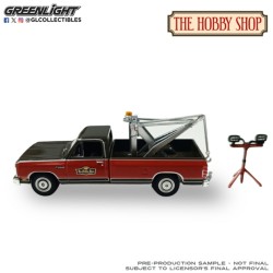 GL97170-B - 1/64 THE HOBBY SHOP SERIES 17 - DODGE RAM D-100 ROYAL SE 1983 - WITH DROP-IN TOW HOOK - WITH WORK LIGHTS