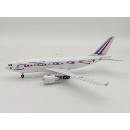 1/200 FRANCE - AIR FORCE AIRBUS A310-304 F-RADC WITH STAND