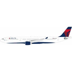 1/200 DELTA AIR LINES AIRBUS A330-323 N821NW WITH STAND 1/200 DELTA AIR LINES AIRBUS A330-323 N821NW WITH STAND