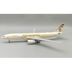 1/200 ETIHAD AIRWAYS AIRBUS A330-343 A6-AFE WITH STAND IF333EY0224 1/200 ETIHAD AIRWAYS AIRBUS A330-343 A6-AFE WITH STAND IF333EY0224