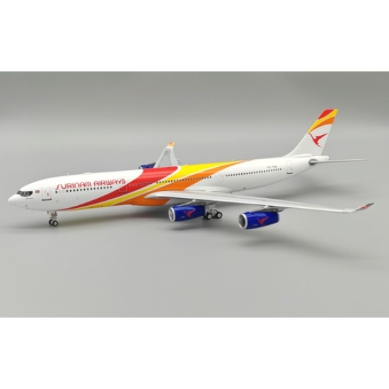 1/200 SURINAM AIRWAYS AIRBUS A340-313 PZ-TCW WITH STAND