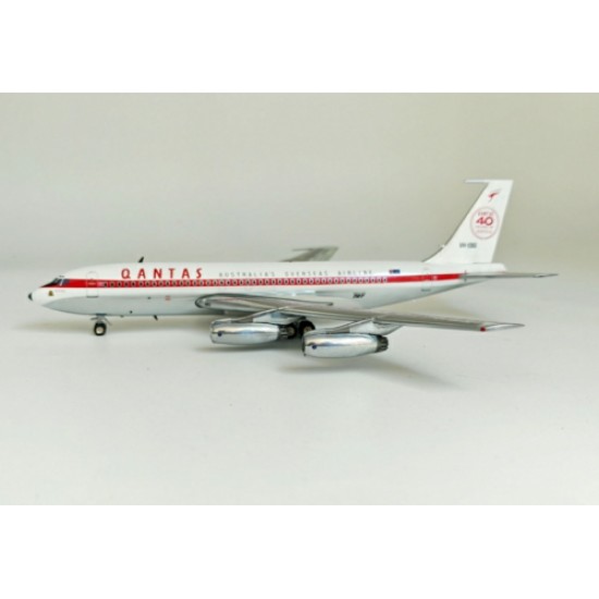 1/200 QANTAS BOEING 707-100 VH-EBG POLISHED WITH STAND IF701QF0221P