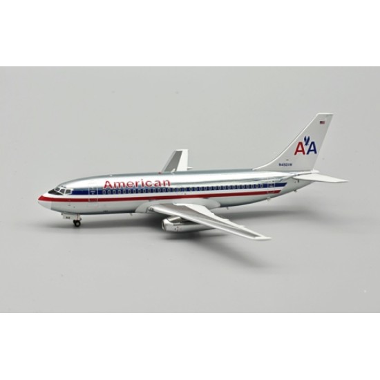 1/200 AMERICAN AIRLINES BOEING 737-247 N4501W POLISHED WITH STAND 1/200 AMERICAN AIRLINES BOEING 737-247 N4501W POLISHED WITH STAND