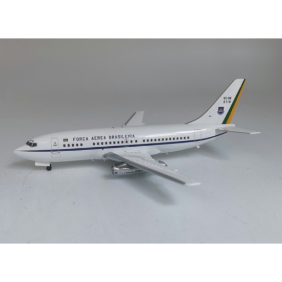 1/200 BRAZIL - AIR FORCE BOEING 737-200 2116 WITH STAND