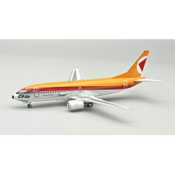 1/200 CP AIR BOEING 737-317 C-FCPG WITH STAND