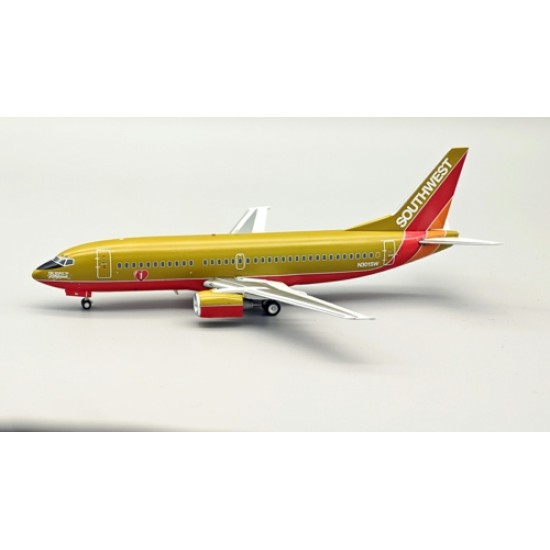 1/200 SOUTHWEST AIRLINES BOEING 737-3H4 N301SW WITH STAND 1/200 SOUTHWEST AIRLINES BOEING 737-3H4 N301SW WITH STAND