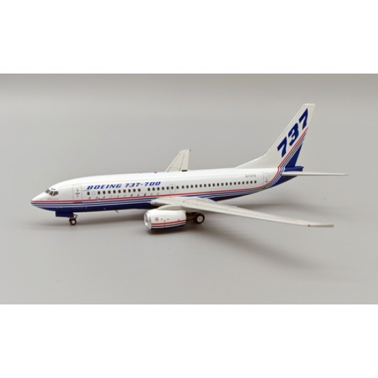 1/200 BOEING 737-7H4 N737X WITH STAND