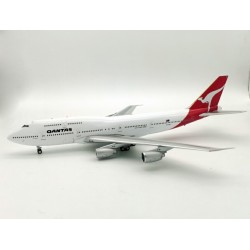 1/200 QANTAS BOEING 747-300 VH-EBU WITH STAND IF743QF1221 1/200 QANTAS BOEING 747-300 VH-EBU WITH STAND IF743QF1221