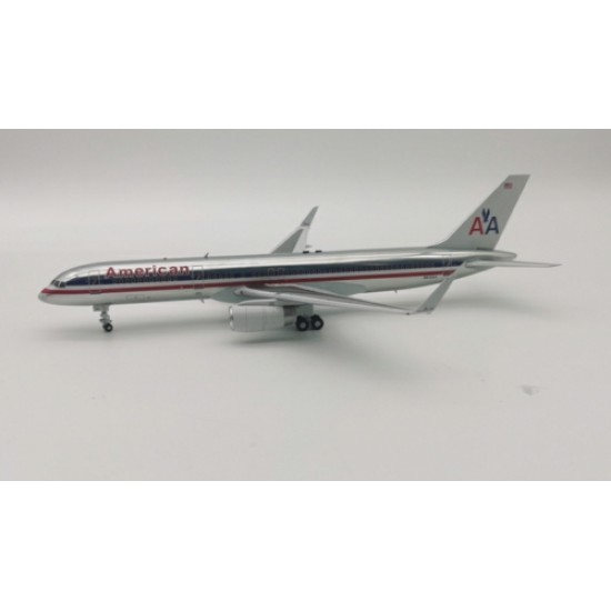 1/200 AMERICAN AIRLINES BOEING 757-200 N612AA WITH STAND