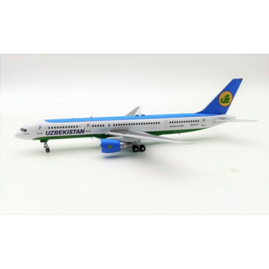 1/200 UZBEKISTAN AIRWAYS BOEING 757-23P UK75701 IF752HY0522