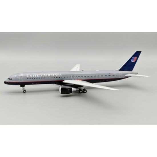 1/200 UNITED AIRLINES BOEING 757-222 N515UA WITH STAND