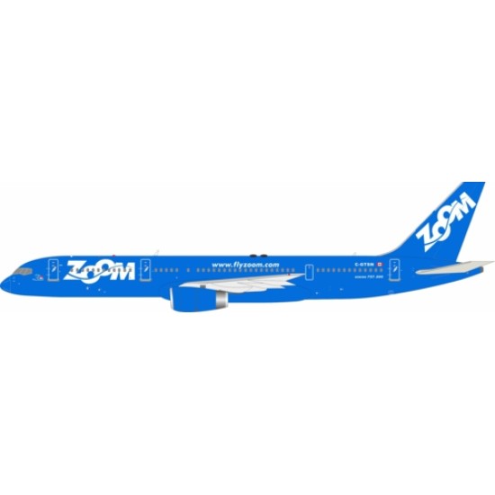 1/200 ZOOM AIRLINES BOEING 757-28A REG: C-GTSN WITH STAND