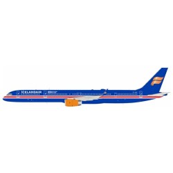 1/200 ICELANDAIR BOEING 757-3E7TF-ISX WITH STAND