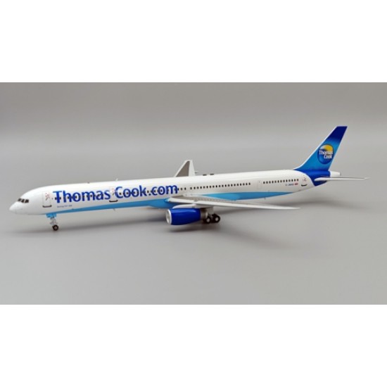 1/200 THOMAS COOK AIRLINES BOEING 757-3CQ WITH STAND (NEW TOOLING)