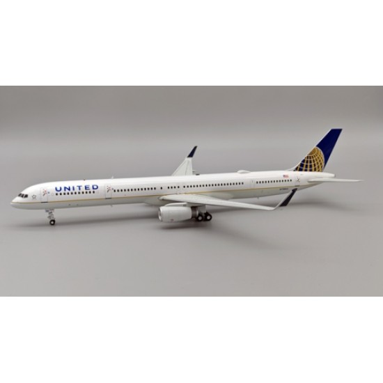 1/200 UNITED AIRLINES BOEING 757-33N N78866 WITH STAND IF753UA1123