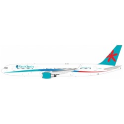 1/200 FIRST CHOICE AIRWAYS (THOMSON AIRWAYS) BOEING 767-324/ER G-OOBL WITH STAND 1/200 FIRST CHOICE AIRWAYS (THOMSON AIRWAYS) BOEING 767-324/ER G-OOBL WITH STAND