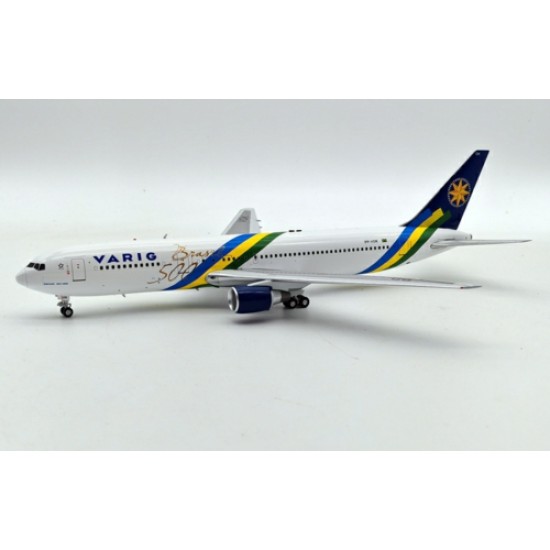 1/200 VARIG BOEING 767-300 PP-VOK WITH STAND