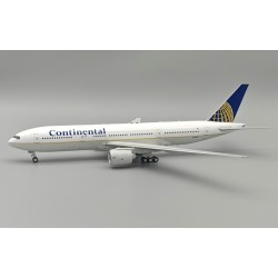 1/200 CONTINENTAL AIRLINES BOEING 777-224/ER N78001 WITH STAND IF772CO1224 1/200 CONTINENTAL AIRLINES BOEING 777-224/ER N78001 WITH STAND IF772CO1224