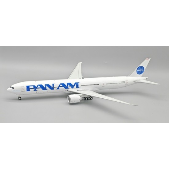 1/200 PAN AM BOEING 777-300ER N777PA CLIPPER TRIPLE SEVEN WITH STAND