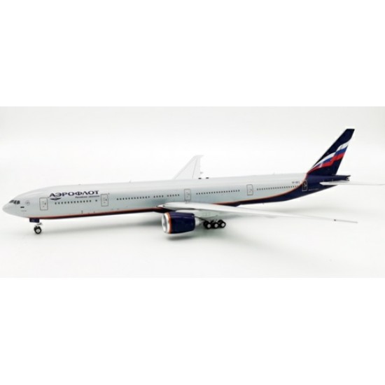1/200 AEROFLOT BOEING 777 VP-BFC WITH STAND