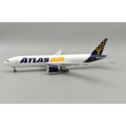 1/200 ATLAS AIR BOEING 777-F16 WITH STAND IF777F5Y1024