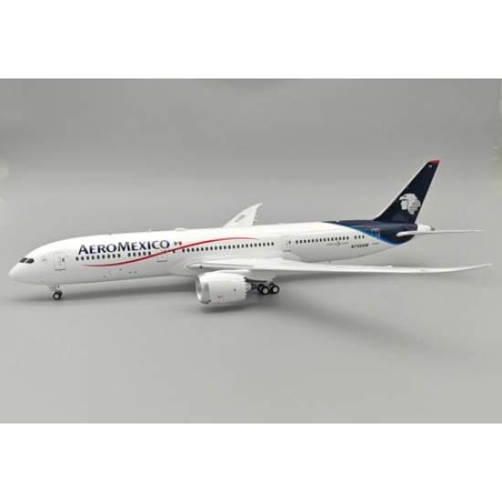 1/200 AEROMEXICO BOEING 787-9 DREAMLINER N748AM WITH STAND LTD 84 MODELS