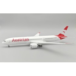1/200 AUSTRIAN AIRLINES BOEING 787-9 DREAMLINER OE-LPM WITH STAND IF789OE0425 1/200 AUSTRIAN AIRLINES BOEING 787-9 DREAMLINER OE-LPM WITH STAND IF789OE0425