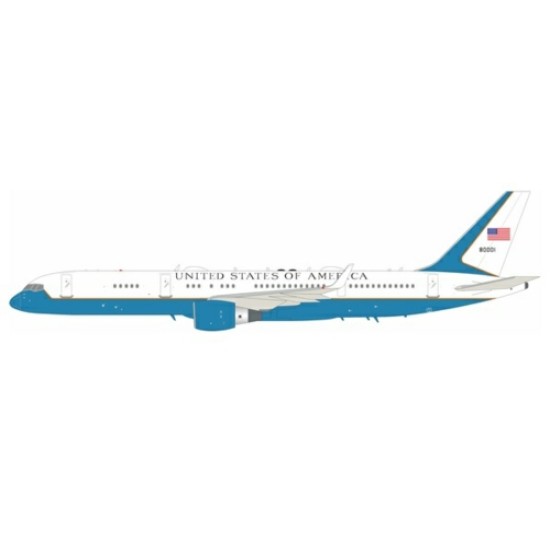 1/200 USA - AIR FORCE BOEING C-32A (757-2G4) 98-0001 WITH STAND LIMITED