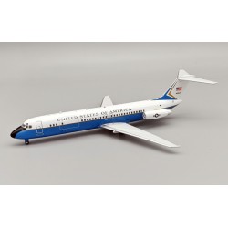 1/200 USA AIR FORCE C-9A NIGHTINGALE (DC-9-32CF) 71-0876 IFC9A0876