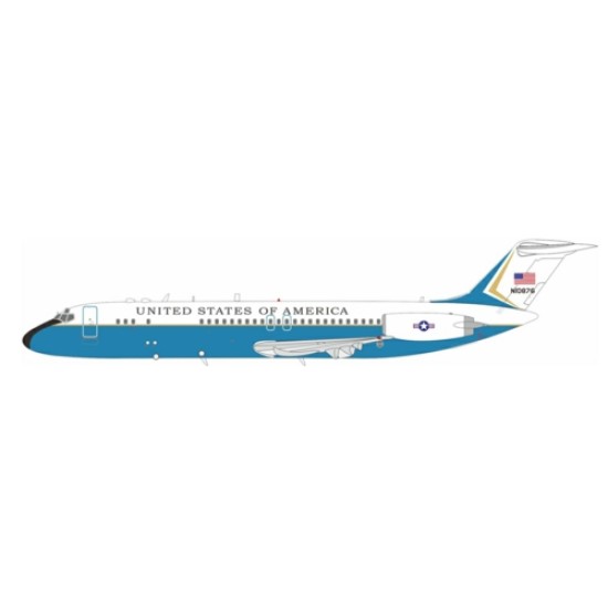 1/200 USA - AIR FORCE C-9A NIGHTINGALE (DC-9-32CF) 71-0876 WITH STAND