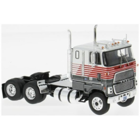 IX64TR015A - 1/64 FORD CL 9000 SILVER 1976