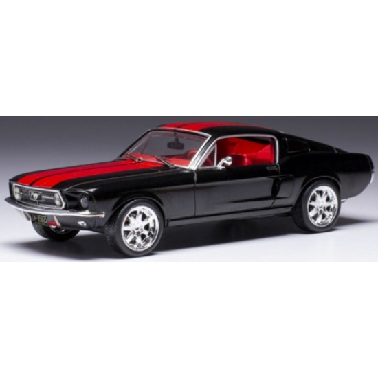 1/43 FORD MUSTANG FASTBACK BLACK/RED 1967 CLC478