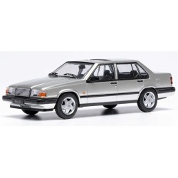 IXCLC631 - 1/43 VOLVO 940 TURBO SILVER 1990