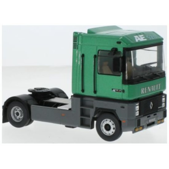 IXTR208 - 1/43 RENAULT MAGNUM AE 520 TI GREEN METALLIC 1994