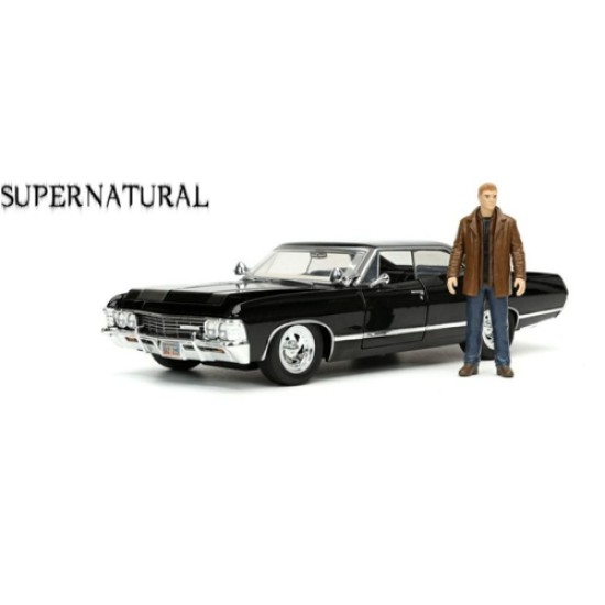 1/24 1967 CHEVY IMPALA WITH DEAN WINCHESTER FIGURE SUPERNATURAL