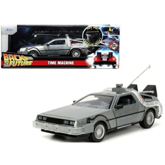 1/24 BACK TO THE FUTURE DELOREAN TIME MACHINE WITH POLE 32911