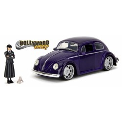 1/24 HOLLYWOOD RIDES VW BEETLE 1959 WITH WEDNESDAY ADDAMS AND THING 35131
