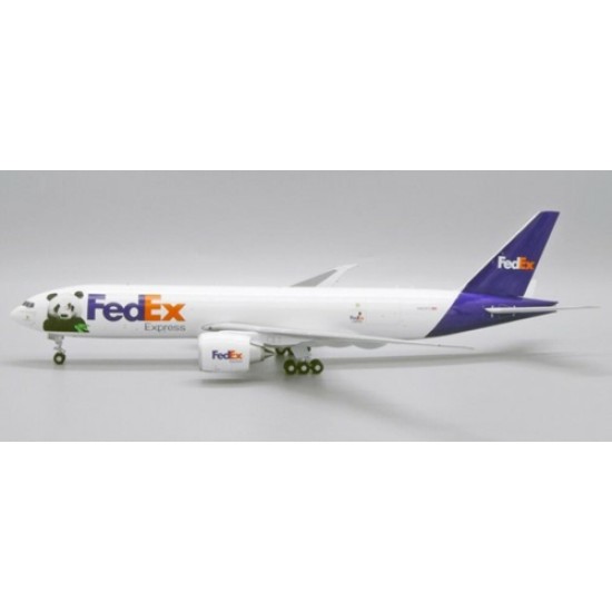 1/200 FEDEX BOEING 777F PANDA EXPRESS REG: N883FD WITH STAND
