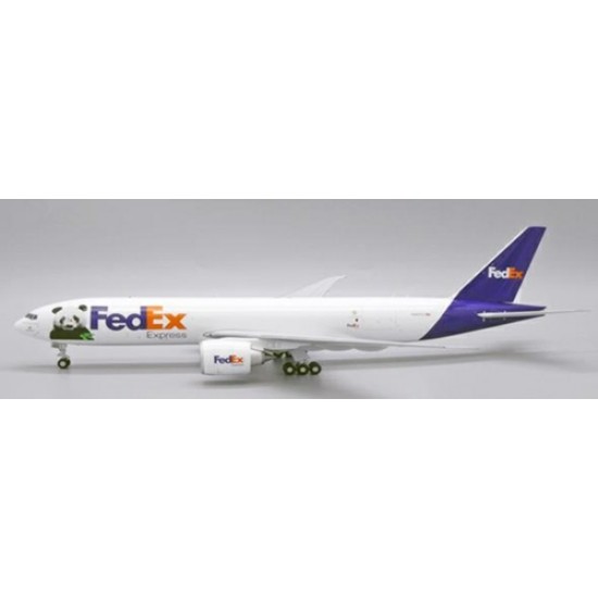 1/200 FEDEX BOEING 777F PANDA EXPRESS REG: N885FD WITH STAND