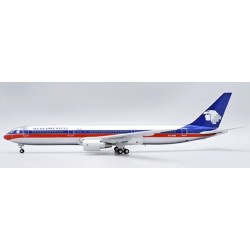 1/200 AEROMEXICO BOEING 767-300ER OC POLISHED REG: XA-APB WITH STAND