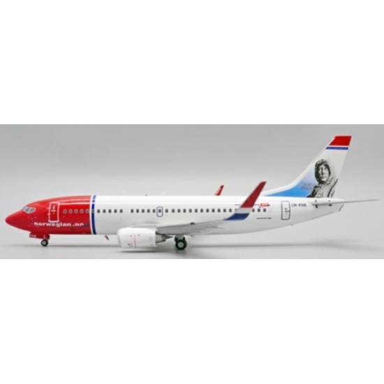1/200 NORWEGIAN AIR SHUTTLE BOEING 737-300 ROALD AMUNDSEN REG: LN-KHA WITH STAND