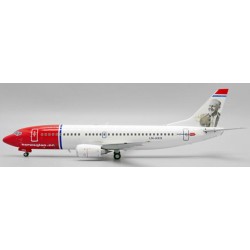 1/200 NORWEGIAN AIR SHUTTLE BOEING 737-300 REAL NORWEGIAN REG: LN-KKQ WITH STAND