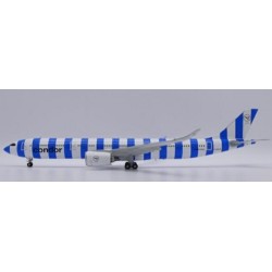 1/200 CONDOR AIRBUS A330-900NEO CONDOR SEA REG: D-ANRB WITH STAND