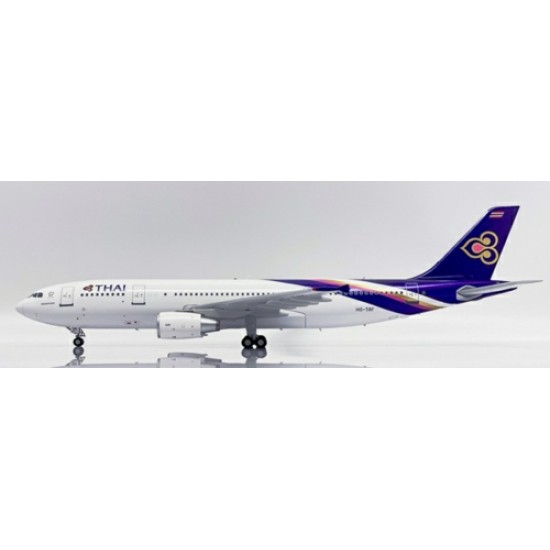 1/200 THAI AIRWAYS AIRBUS A300-600R REG: HS-TAY WITH STAND