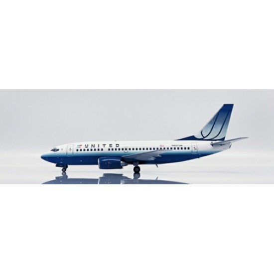 1/200 UNITED AIRLINES BOEING 737-500 TULIP REG: N927UA WITH