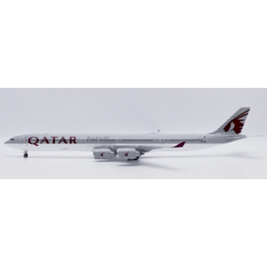 1/200 QATAR AIRWAYS AIRBUS A340-600 REG: A7-AGA WITH STAND