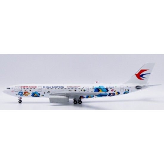 1/200 CHINA EASTERN AIRLINES AIRBUS A330-200 WORLDSKILLS SHANGHAI 2022 REG: B-5920 WITH STAND