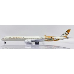 1/200 ETIHAD AIRWAYS AIRBUS A350-1000 50 YEARS REG: A6-XWB FLAPS DOWN XX20339A
