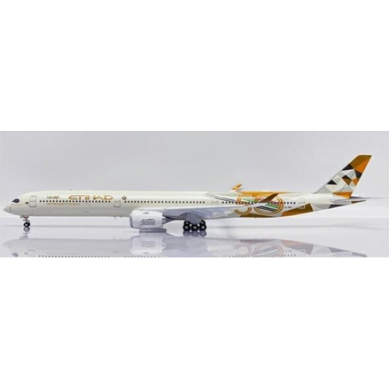 1/200 ETIHAD AIRWAYS AIRBUS A350-1000 50 YEARS REG: A6-XWB FLAPS DOWN XX20339A